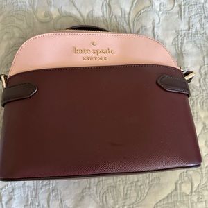 Kate spade ♠️  crossbody pink and burgundy color block prize, gently used